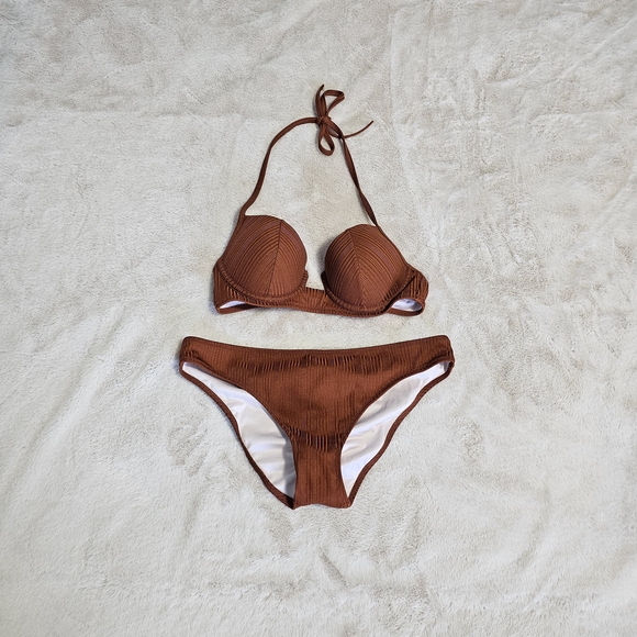 Shade & Shore Rust Ribbed Bikini Set - Picture 2 of 6